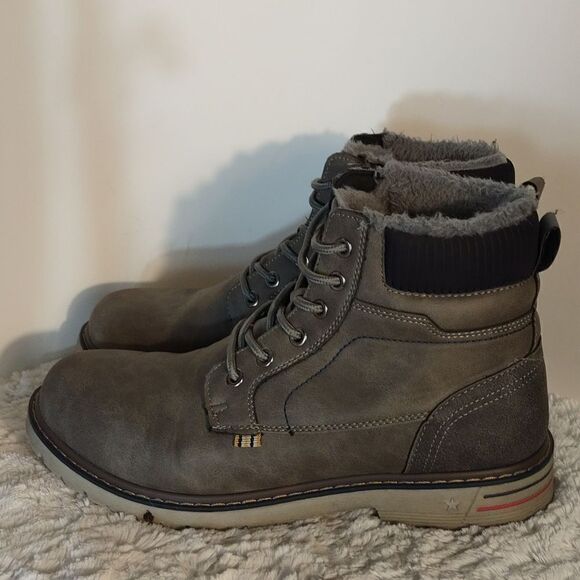 Quatchi Faux Fur Men's Boots - Picture 1 of 6